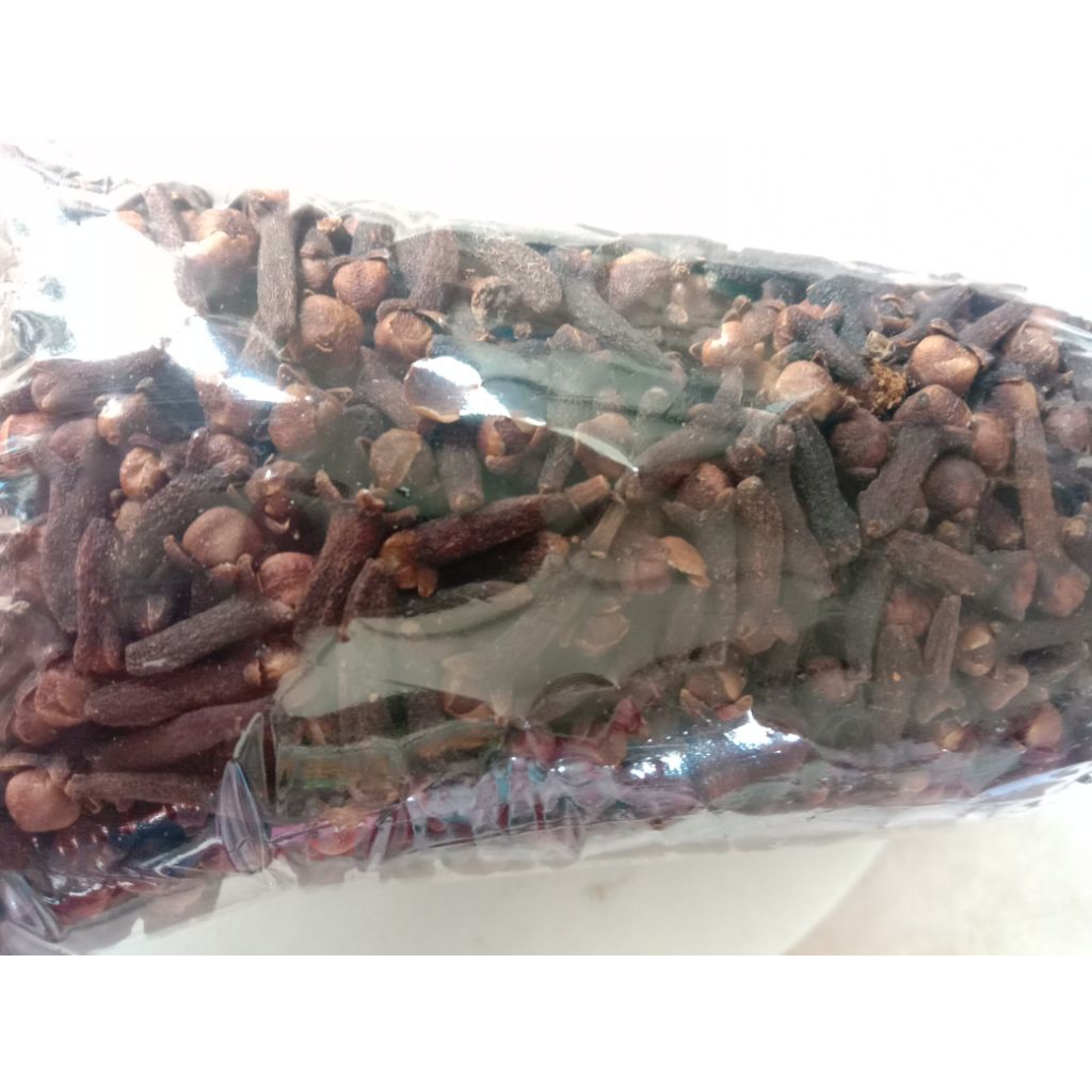 cengkeh kering kualitas premium/cengkeh sulawesi/cengkeh bumbu dapur