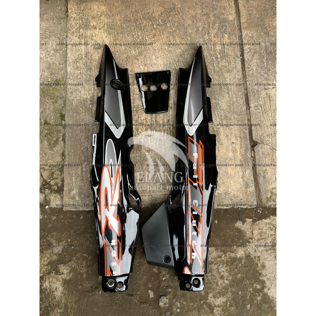 BODY BELAKANG BOK AKI YAMAHA FIZ R F1ZR FULL CLUTCH HITAM OREN COVER BODY BOK AKI FIZ R