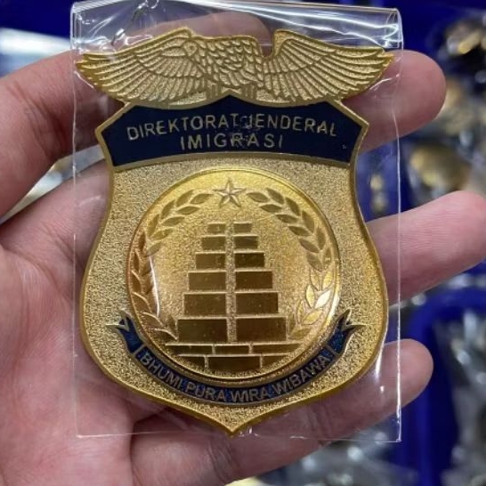 Pin Lencana Kewenangan IMIGRASI/ Pin Lencana Kewenangan Kemenimipas Bidang Keimigrasian model terbar