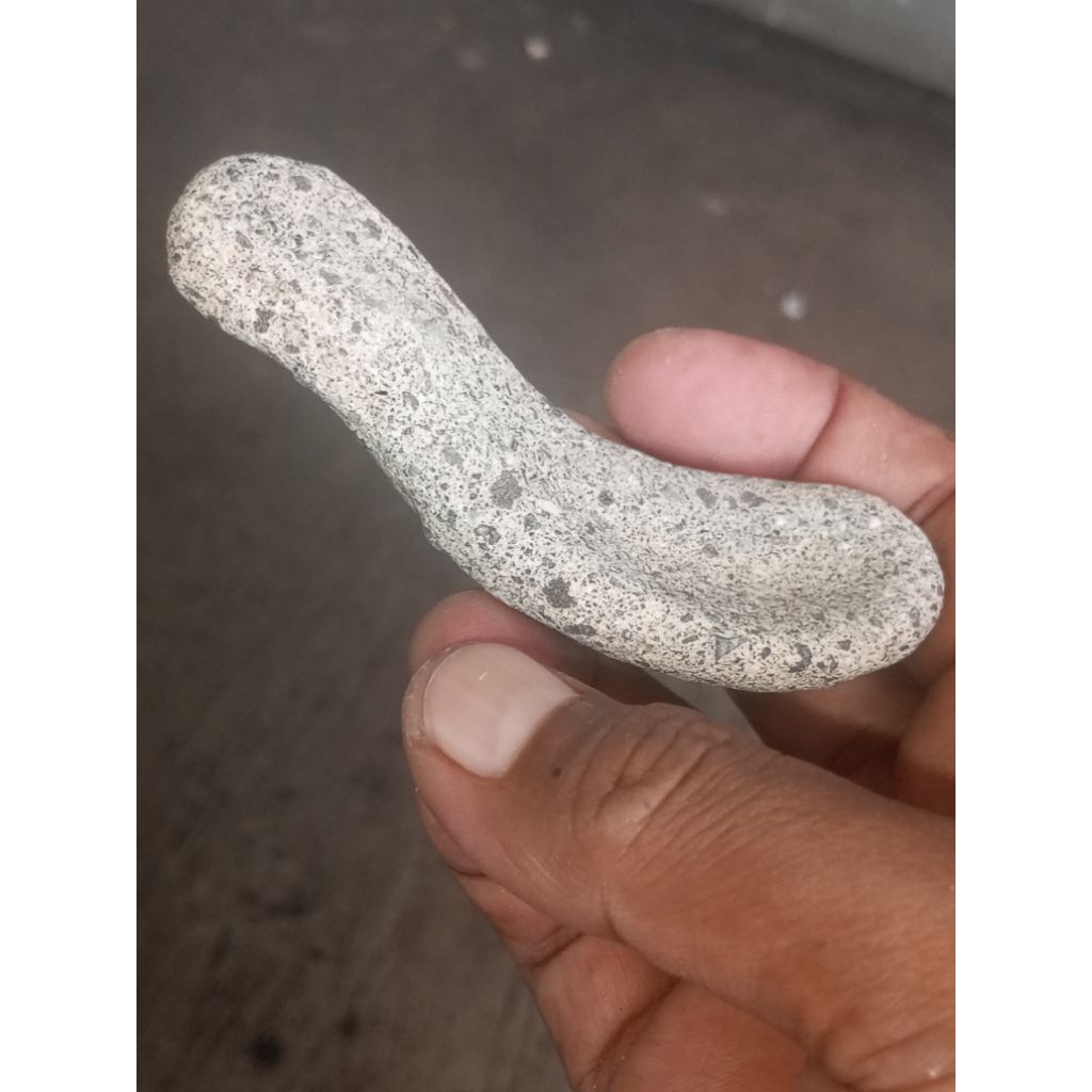 Batu Unik Motif Sendok