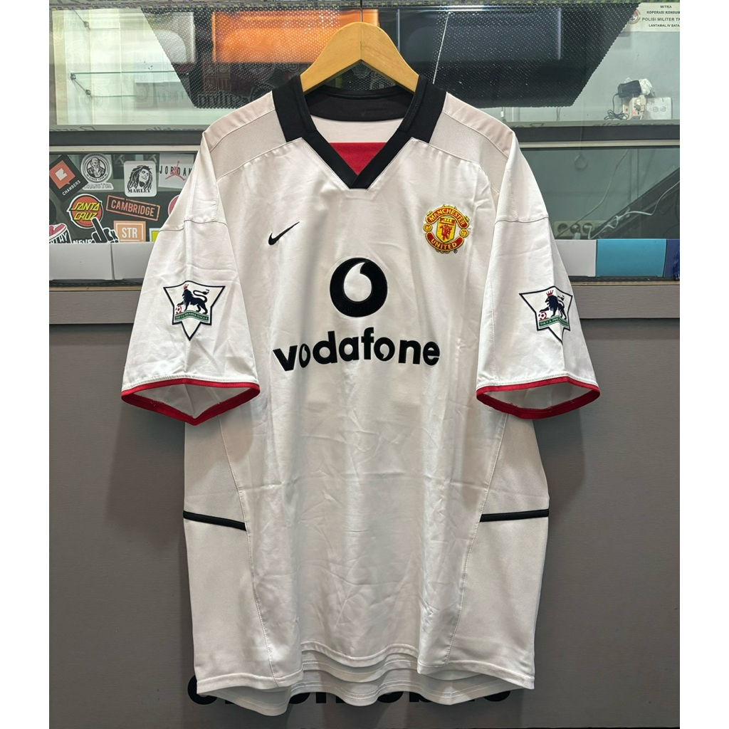 Jersey bola mu Forlan 2002 away