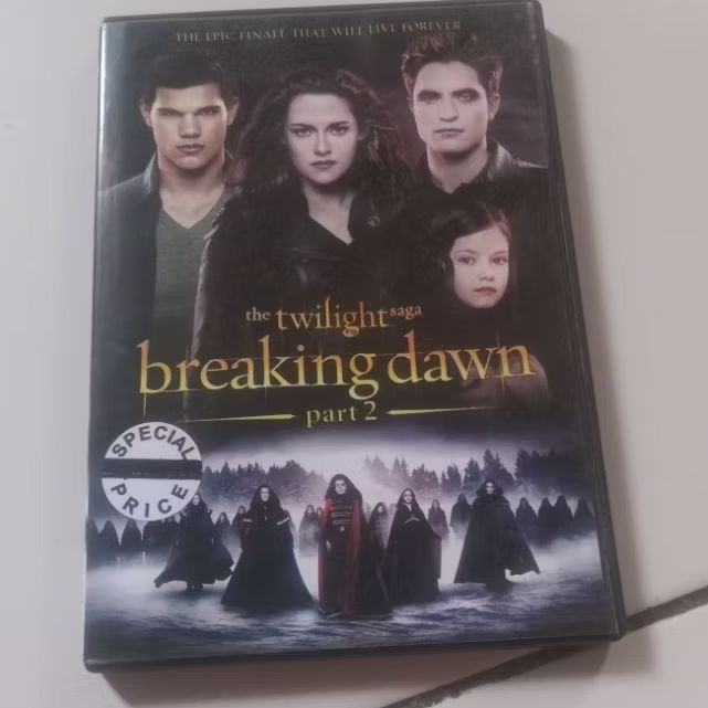 DVD Original The Twilight Saga -: Breaking Dawn Part 2 Teks Indonesia