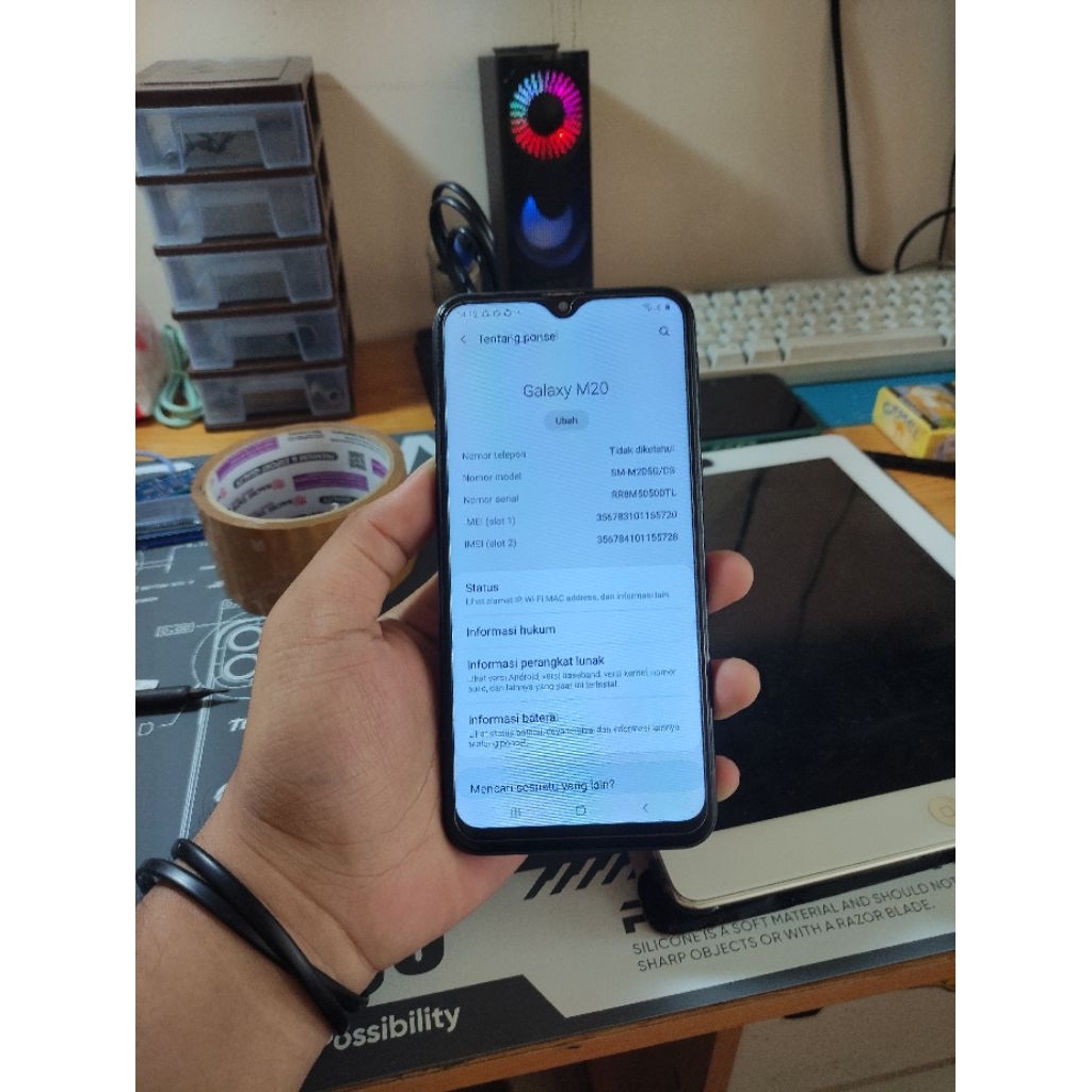 Samsung m20 minus