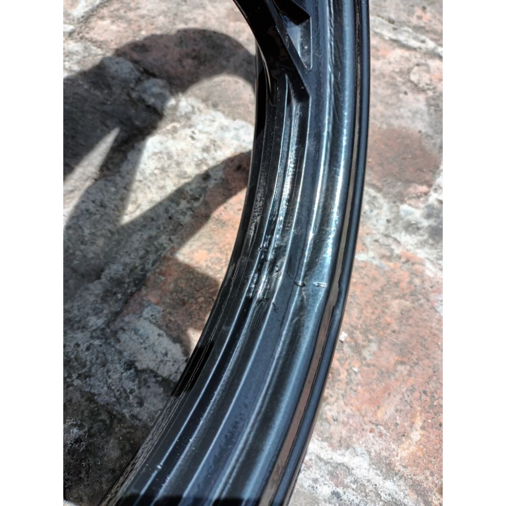 Velg Daiichi Alloy pnp metik 110cc karbu (bagian depan ada retak), Velg, Daiichi, Daiichi Alloy, Var