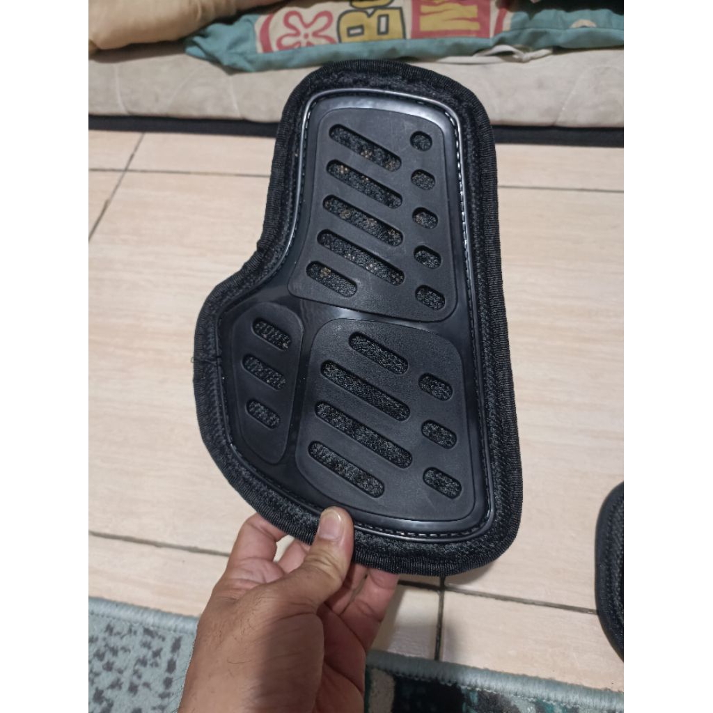 Protector protektor dada Kanan jacket original Komine