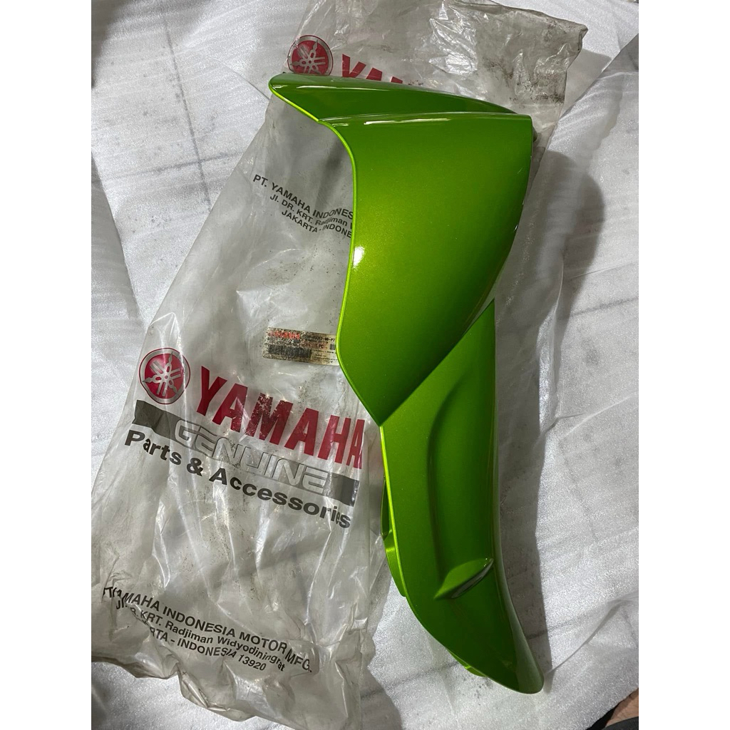 sayap depan tameng depan kanan hijau jupiter z