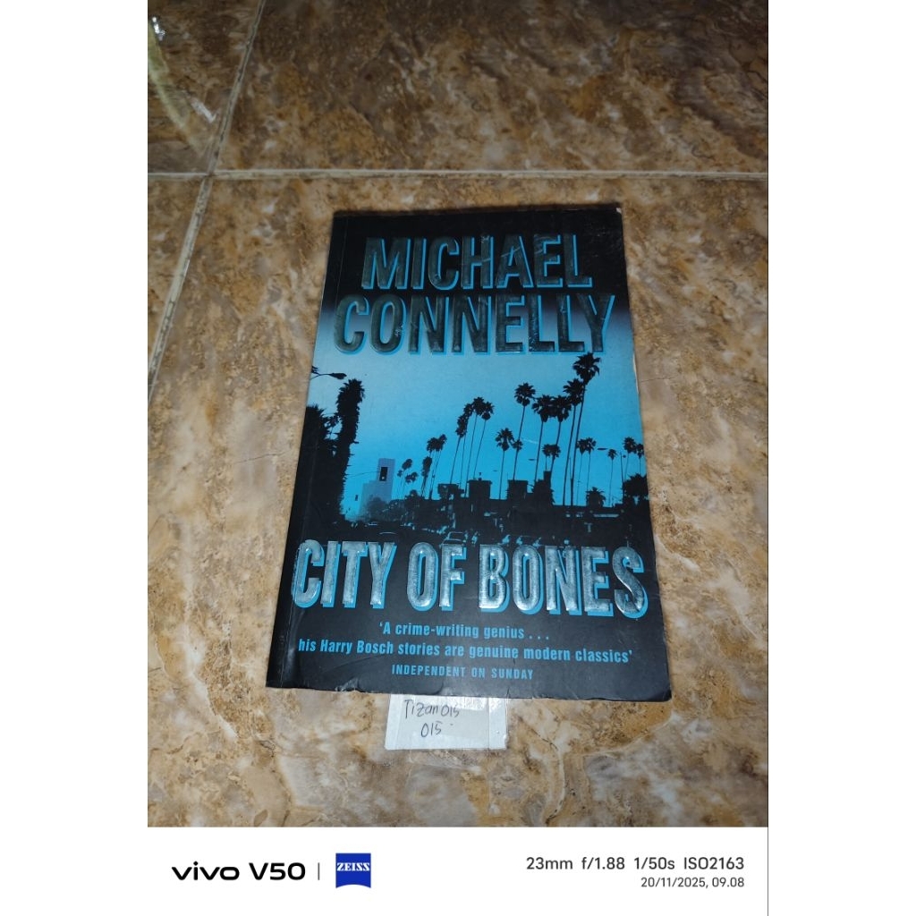 Buku Michael Connelly - City of Bones