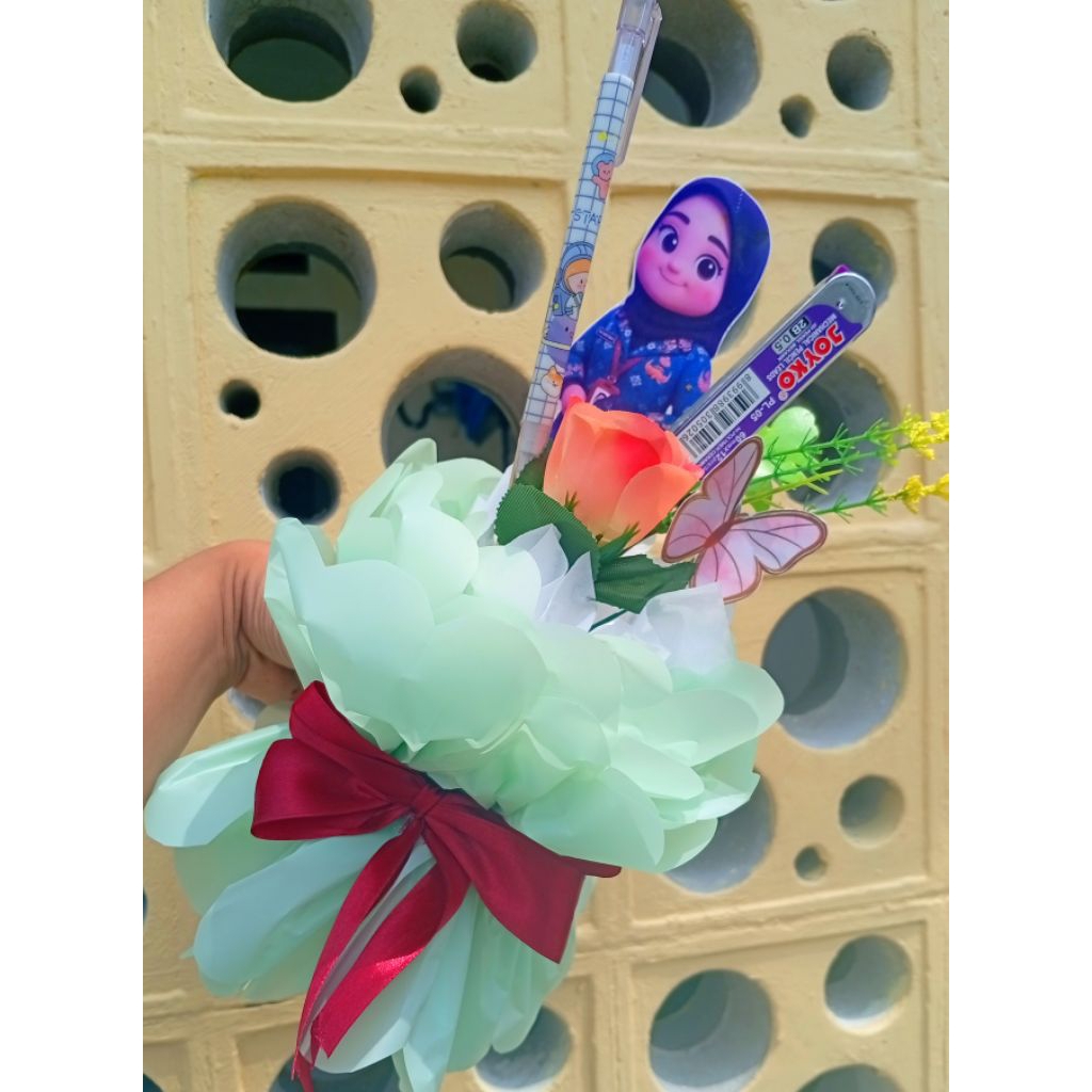 Buket hari guru Alat tulis kantor