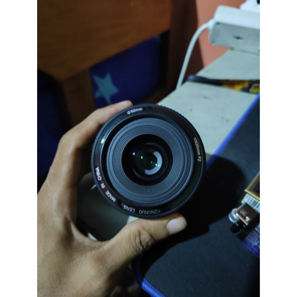 Lensa Younuo 35mm for canon