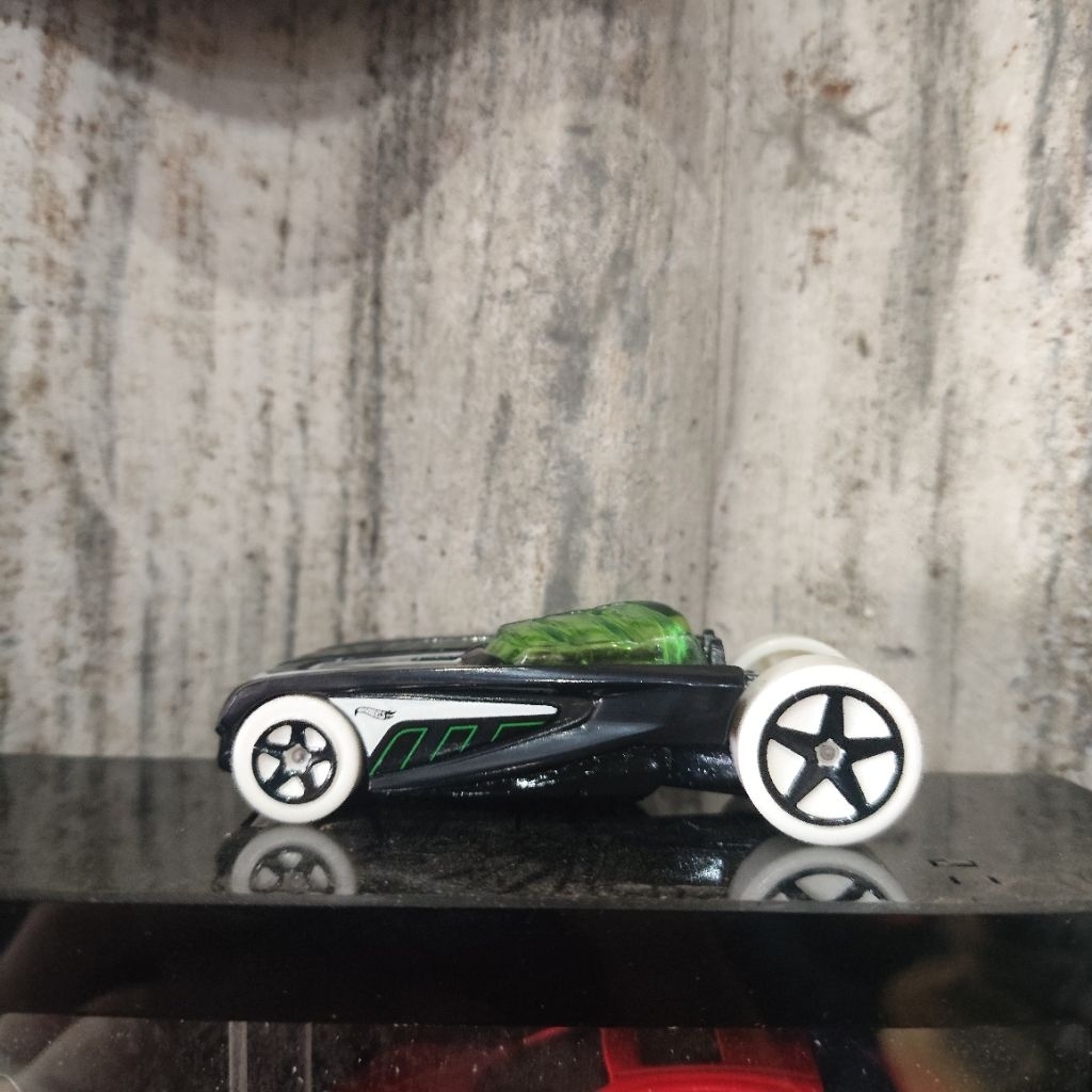 Hotwheels Pharadox Loose