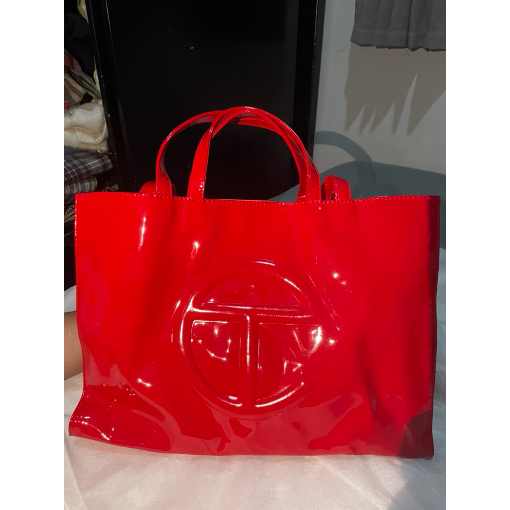 PRELOVED TELFAR BAG - MEDIUM PATENT SHOPPING BAG