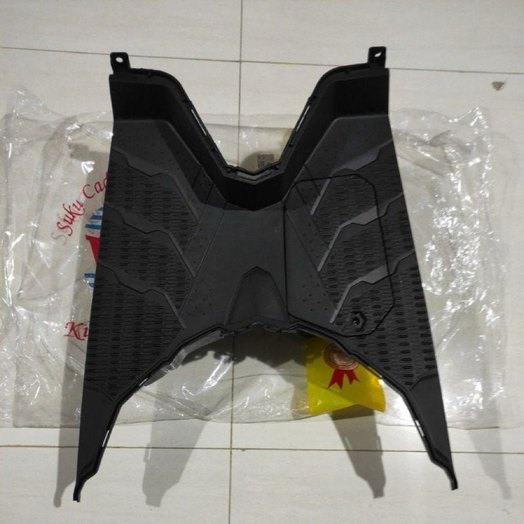 pijakan kaki vario 125 - 150 led old 2015 2016 2017 / bordes pijakan kaki vario 125 - 150 led old