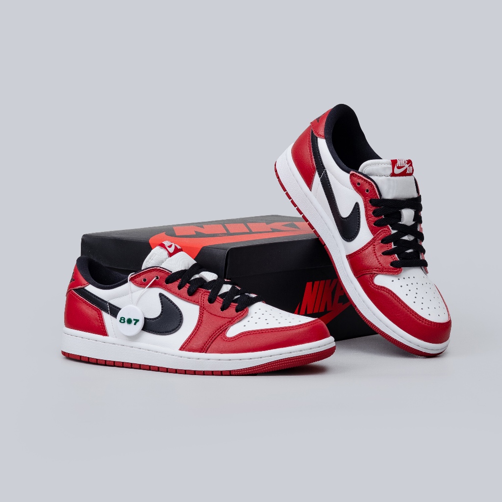 Air Jordan 1 Low OG Chicago