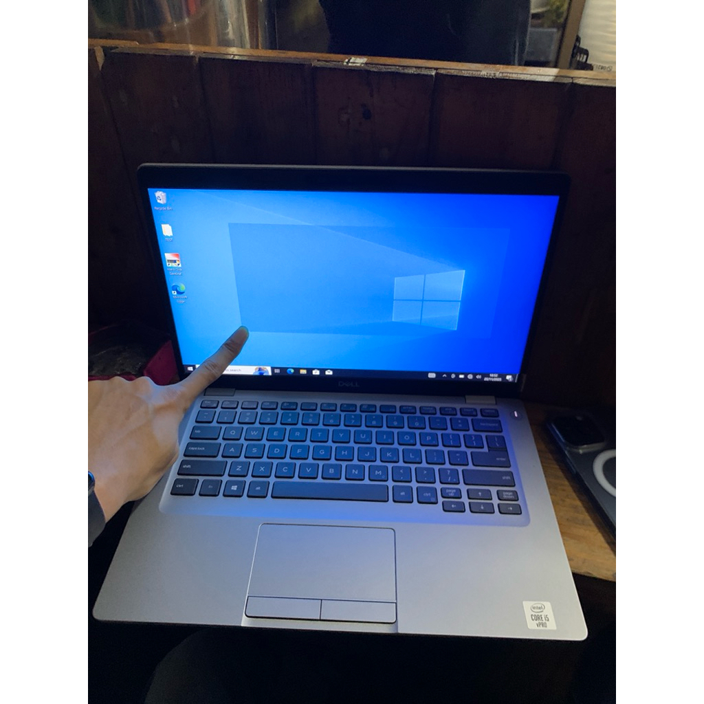Dell latitude 5410 touch core i5 gen 10 ram 8gb ssd 256gb second bergaransi, siap pakai