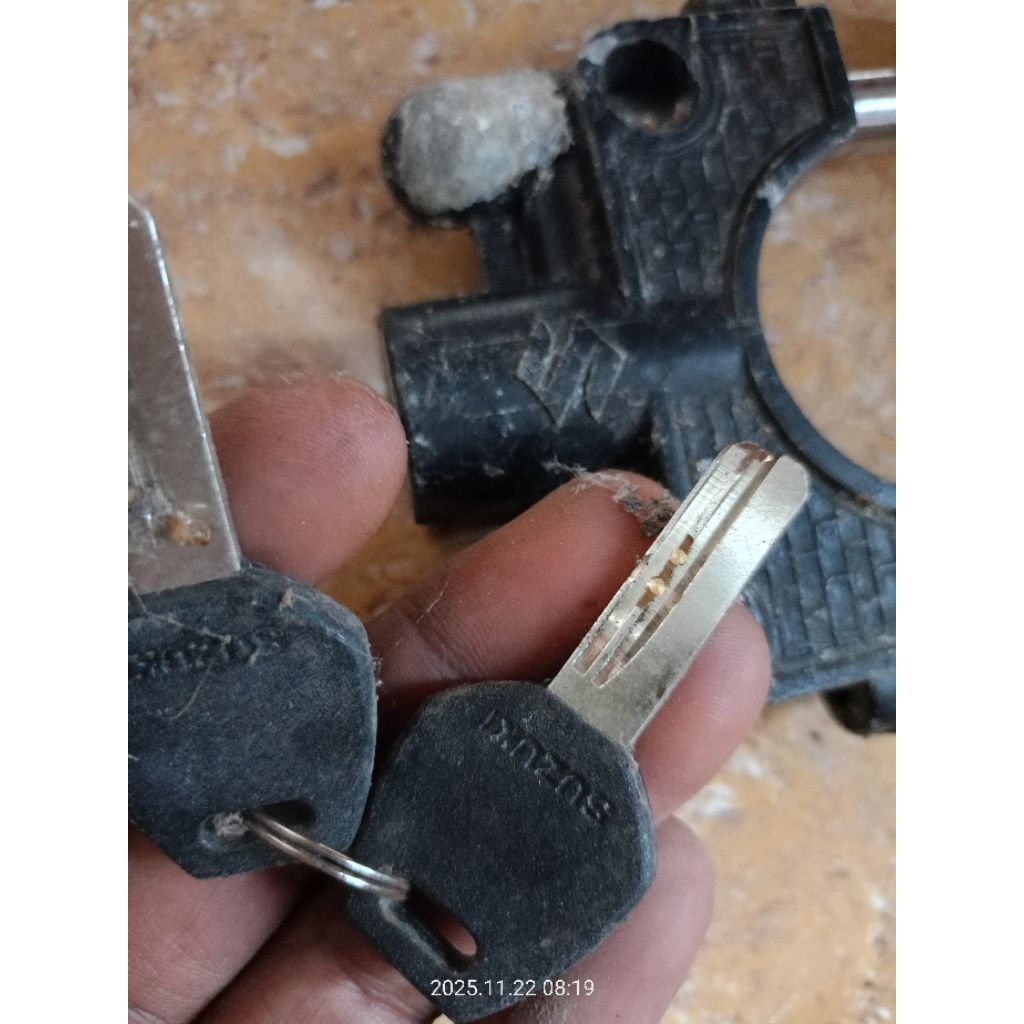 Kunci Ganda Anti Maling Motor ORIGINAL COPOTAN Suzuki