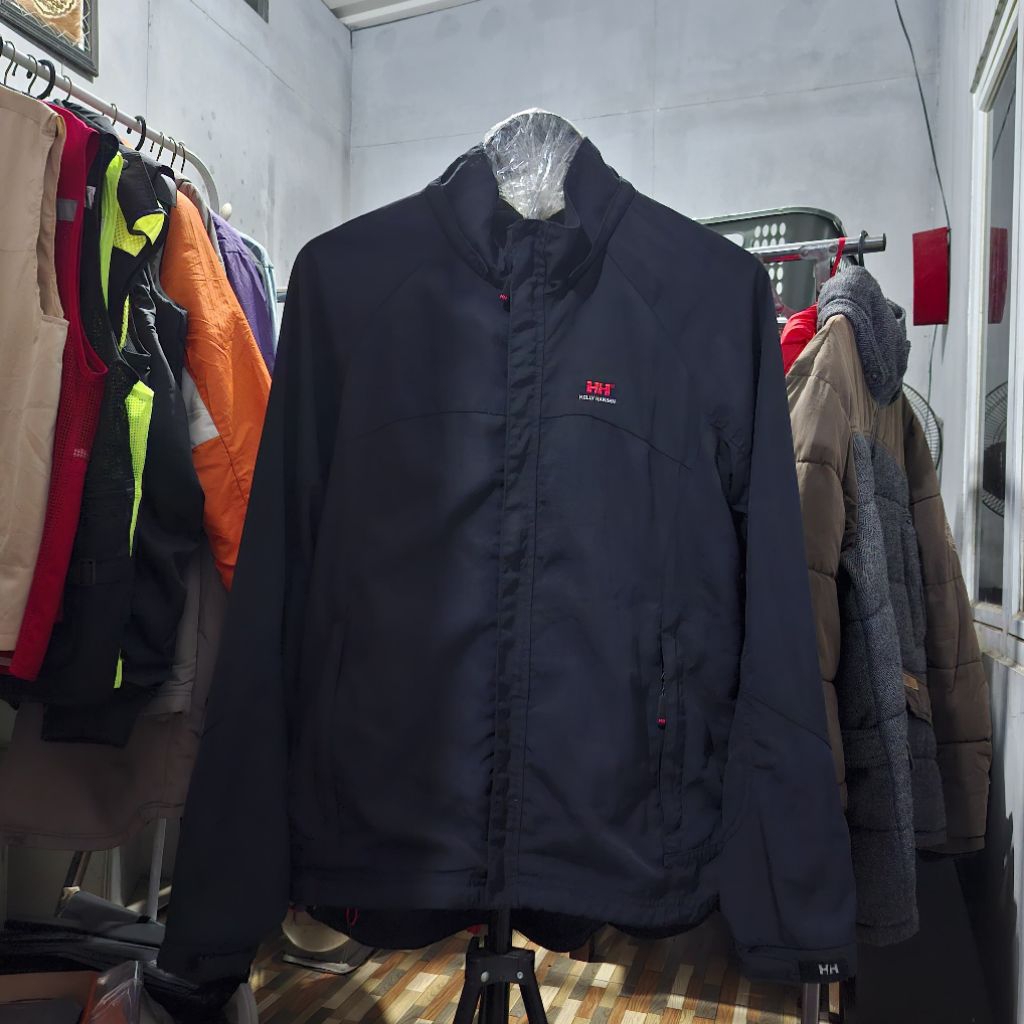 JAKET OUTDOOR HELLY HANSEN