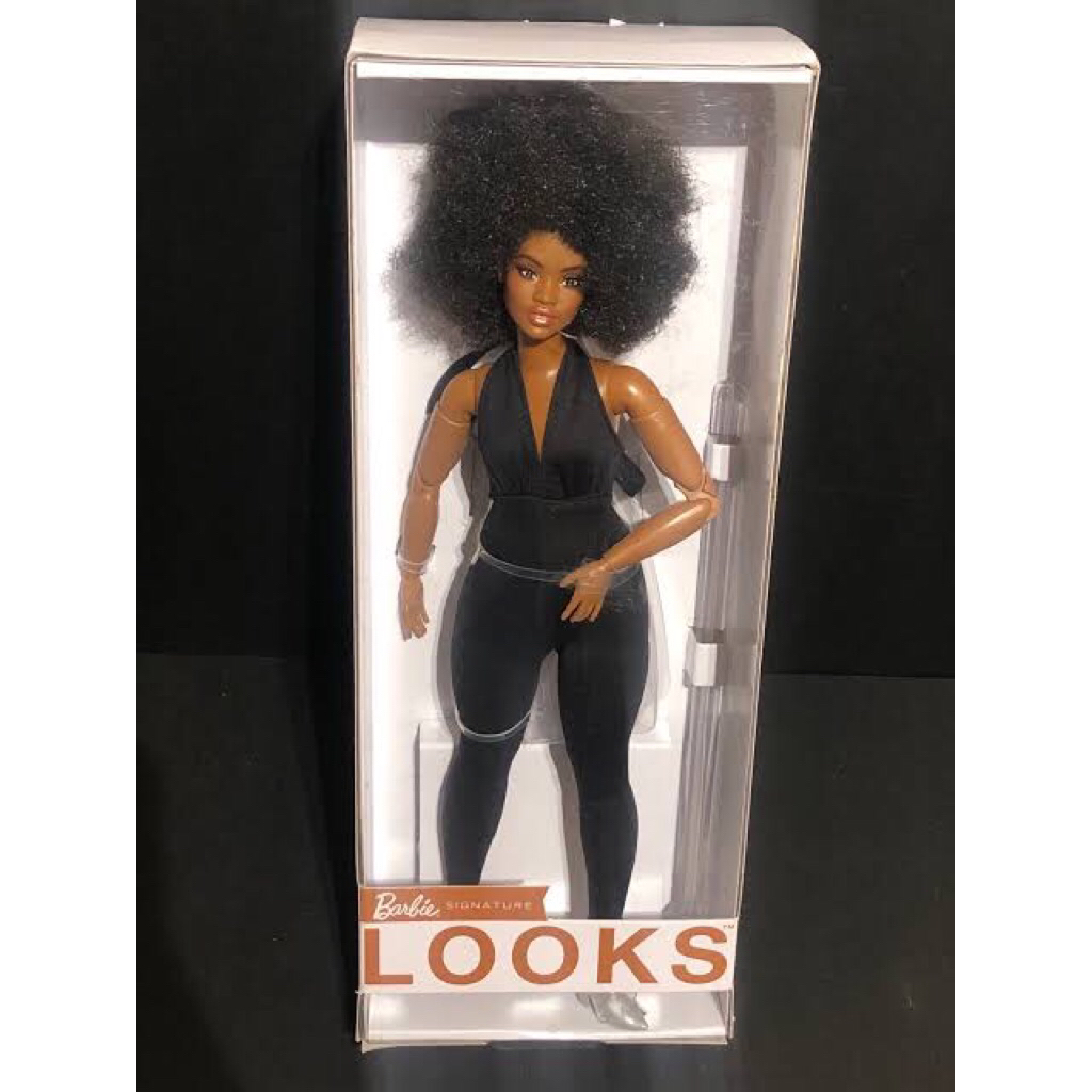 Barbie looks ken curvy