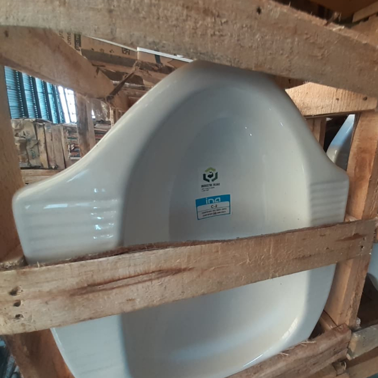 INA CLOSET JONGKOK PUTIH