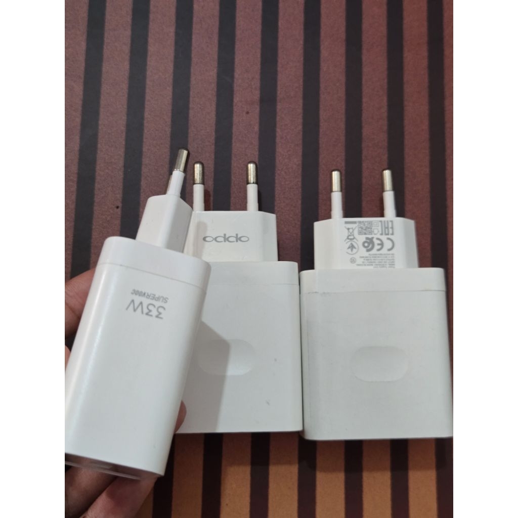 ADAPTOR OPPO 33 WATT SUPER VOOC
