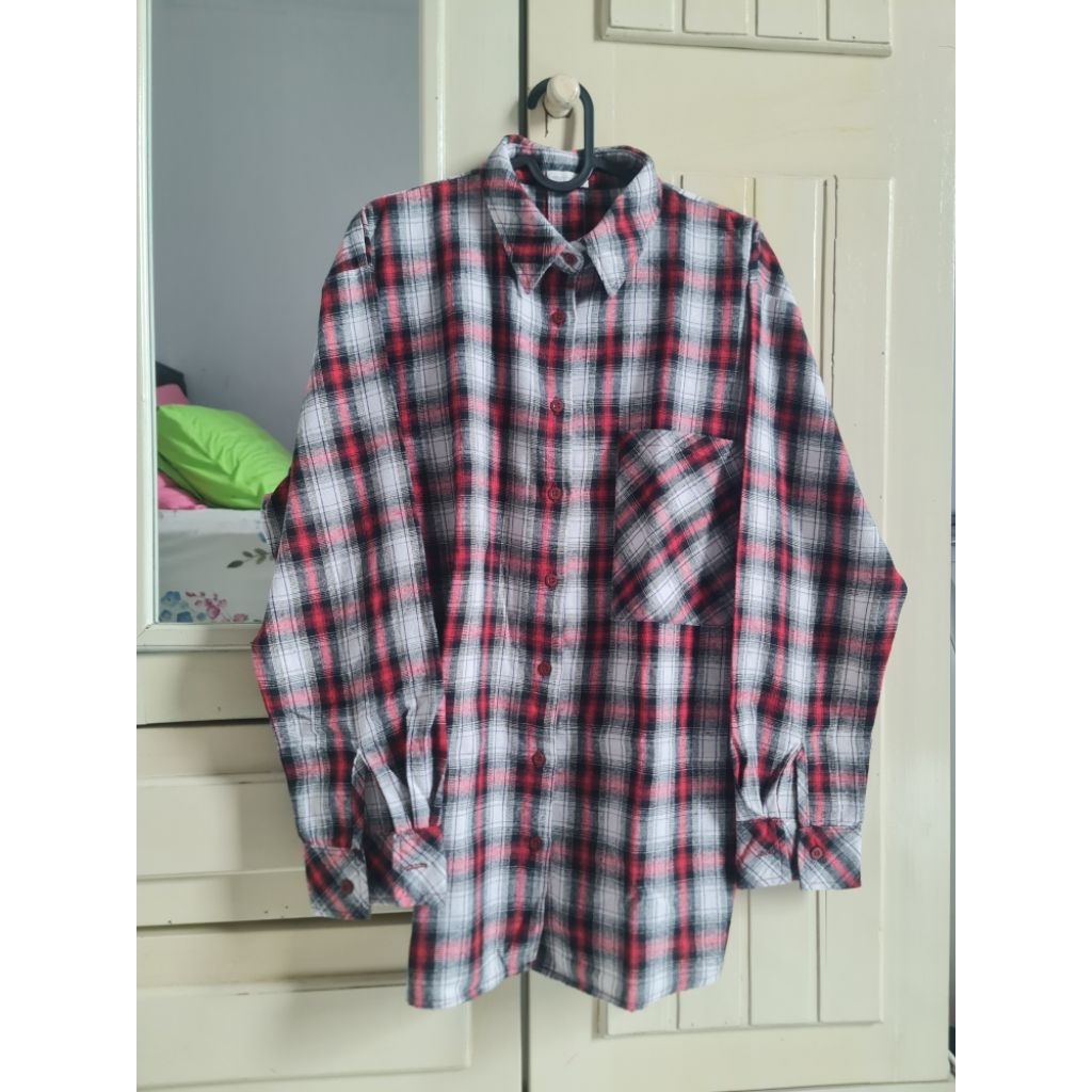 PRELOVED BAJU MAHARA Kemeja Flanel Merah