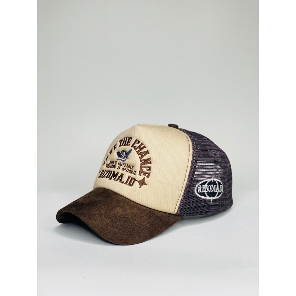 Topi Trucker Lidah Pendek Bahan Suede warna Dark Brown