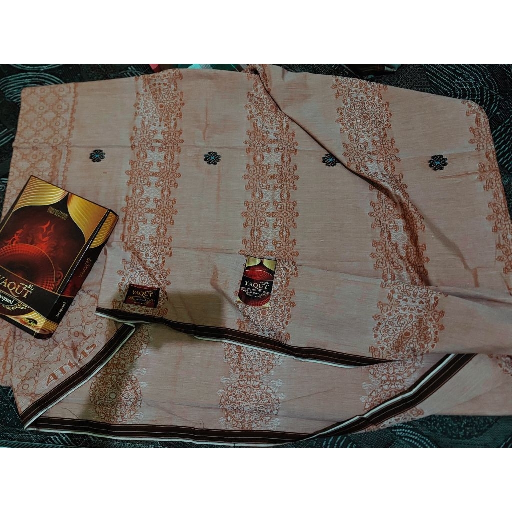 Sarung Yaqut, Rubat, Nafiri by BEHAESTEX