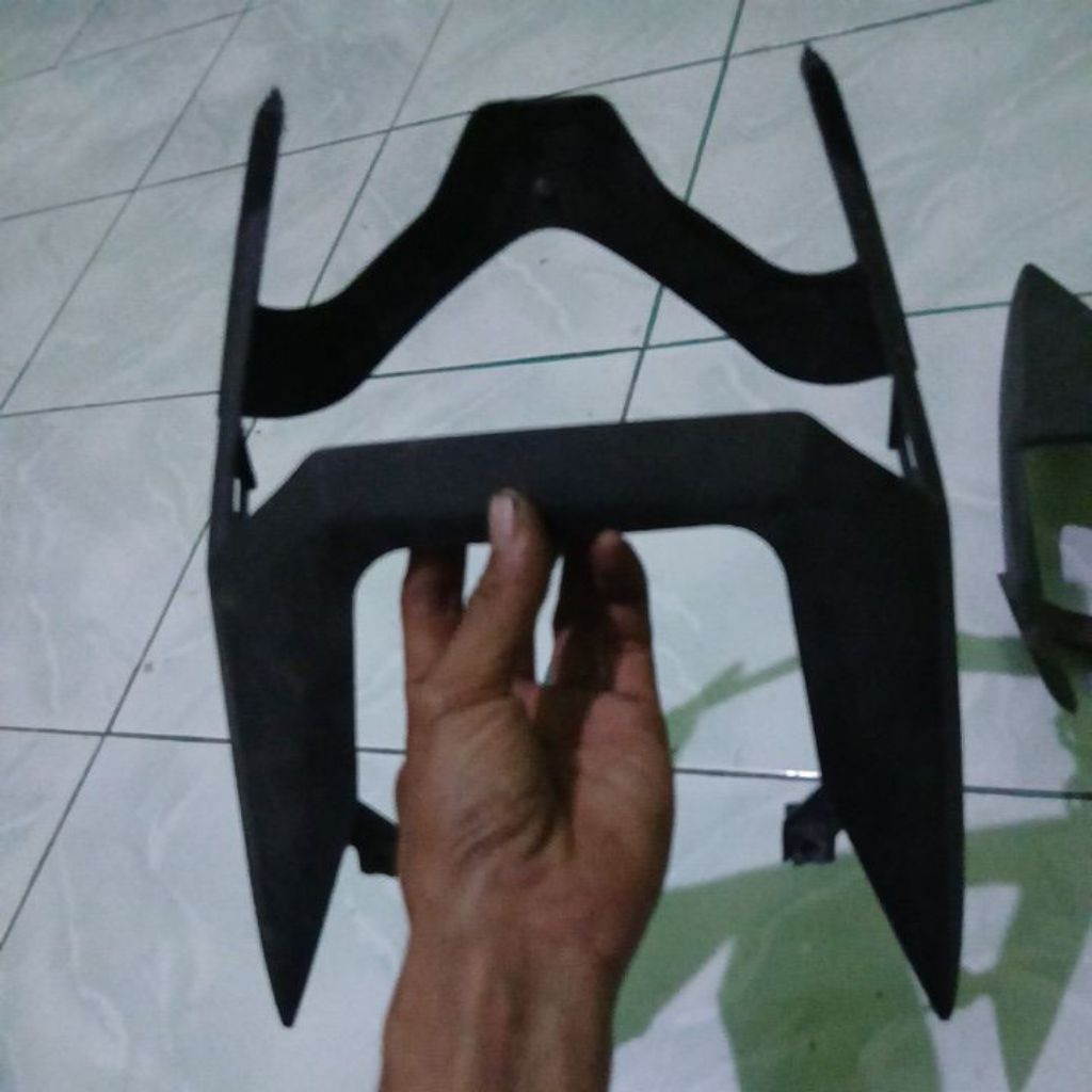 Cover Lampu Belakang Supra GTR 150 Original