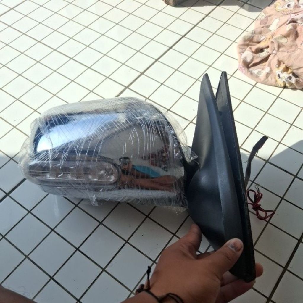spion avanza 2005 sampe 20011 kanan