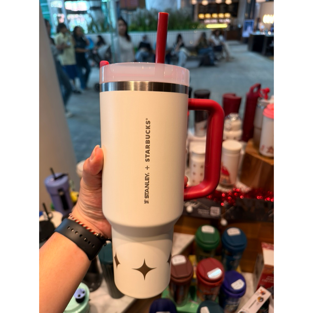 NEW Starbucks Holiday Tumbler Edition x Stanley Original Starbucks