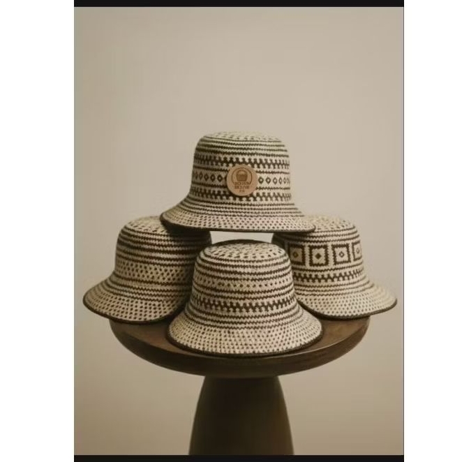 TOPI (ANYAMAN ROTAN ASLI)