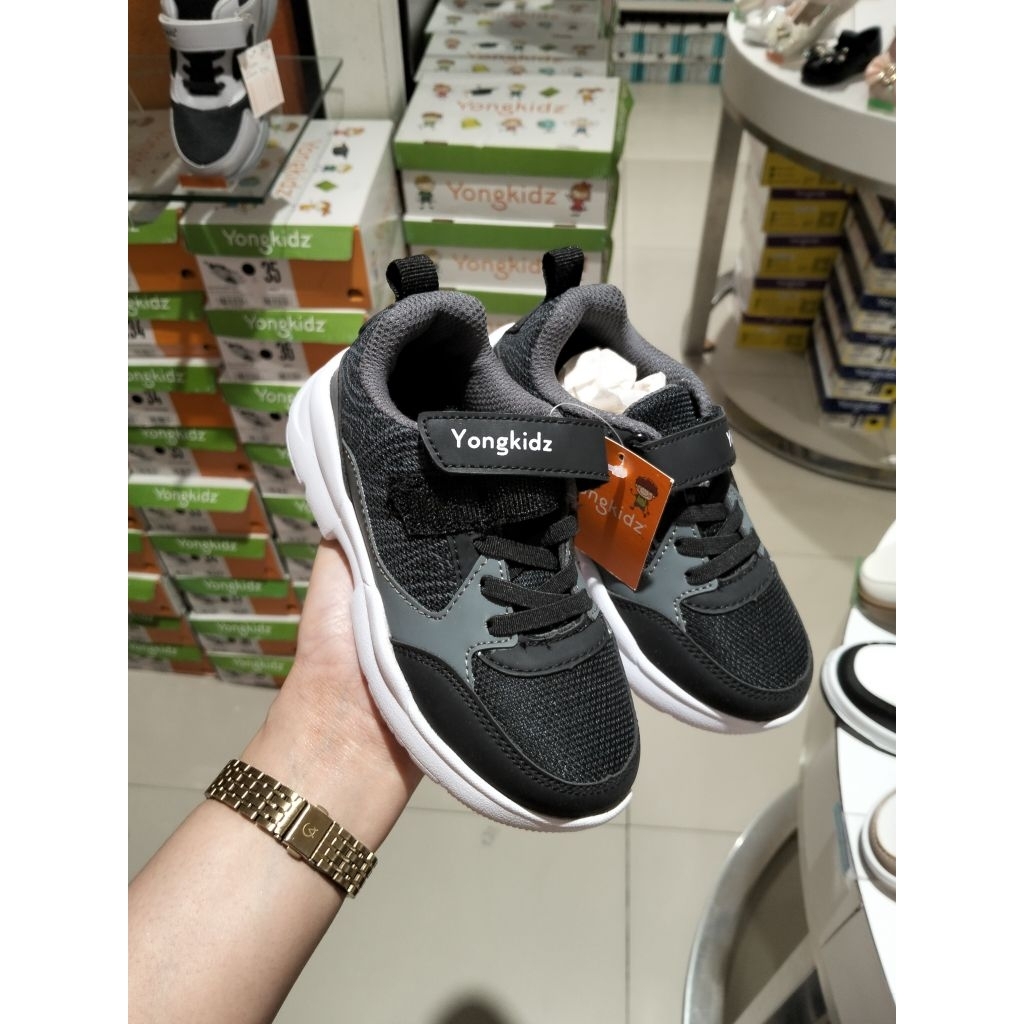 YONGKIDZ SEPATU SEKOLAH PROMO MATAHARI STORE