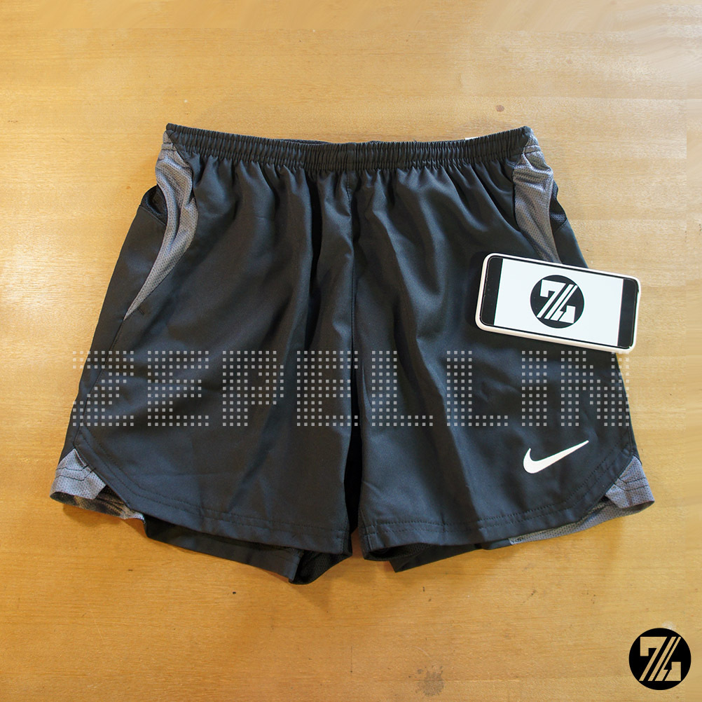 CELANA PENDEK NIKE DRI-FIT TOTAL 90 SHORTS