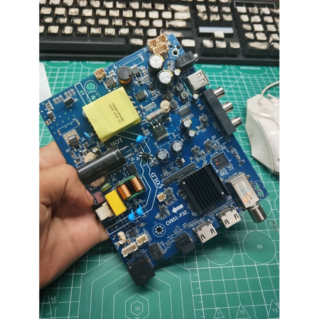 MB MAINBOARD TV LED POLYTRON PLD24CV1869 - MB TV POLYTRON PLD24CV1869 - MESIN TV POLYTRON PLD24CV186