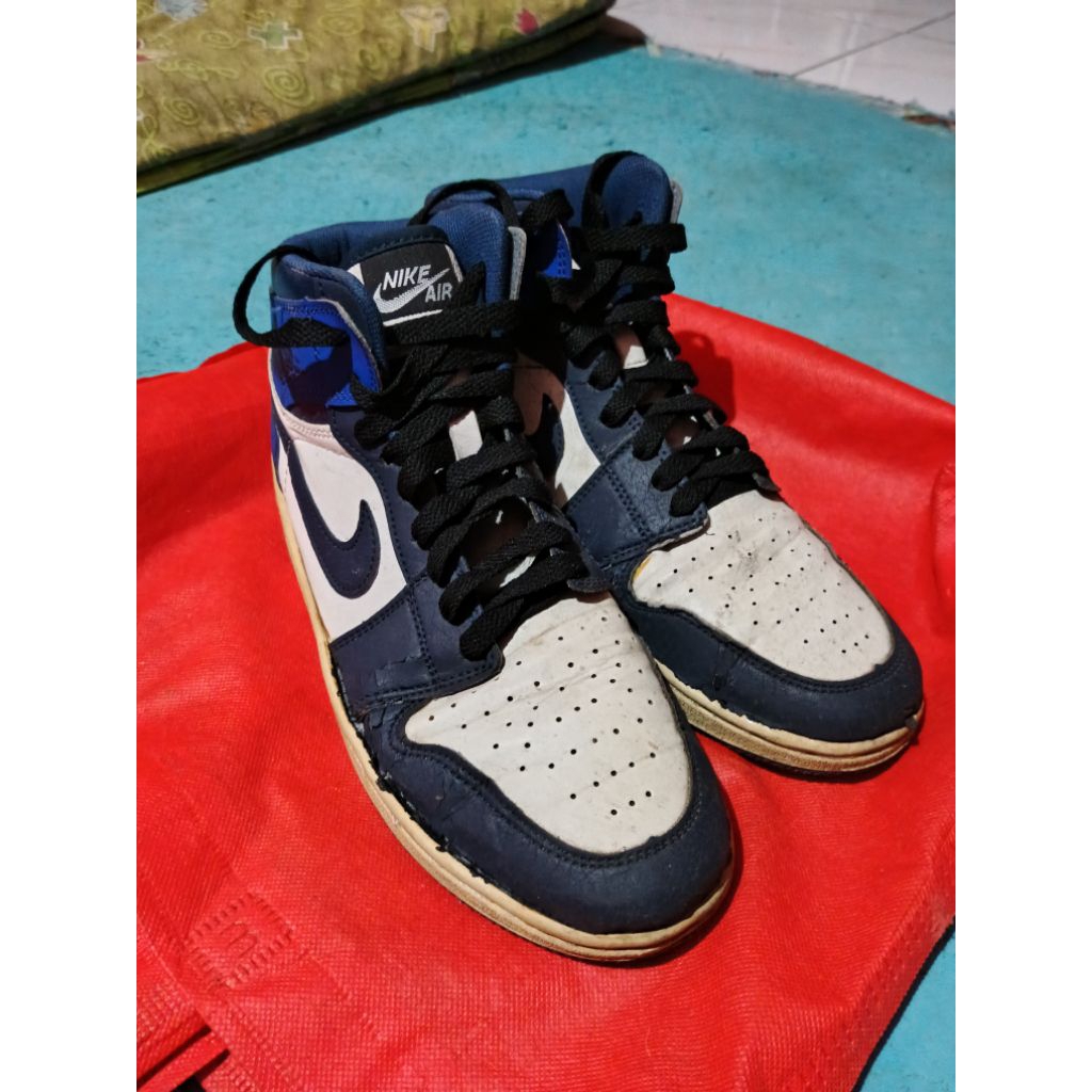 sepatu Nike air Jordan made in Vietnam bekas
