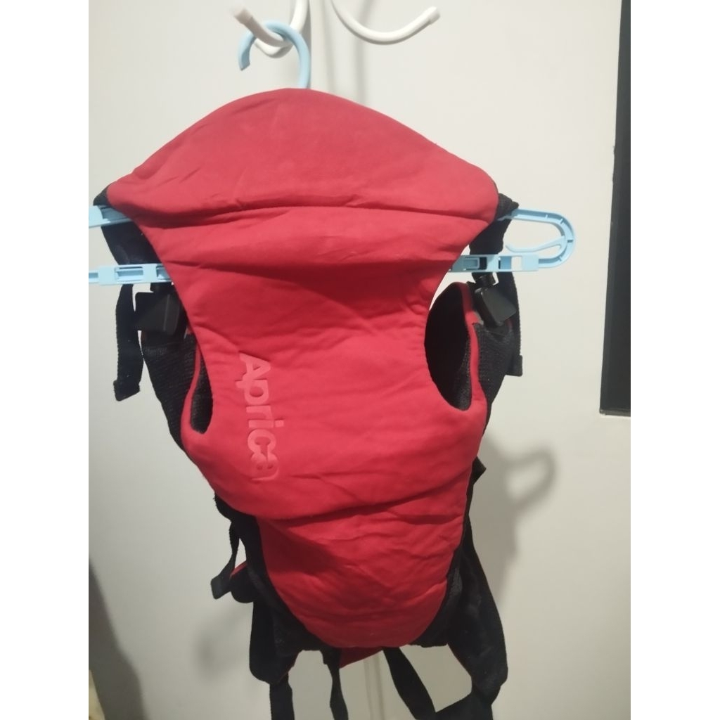 PL Gendongan Aprica Baby carrier Red