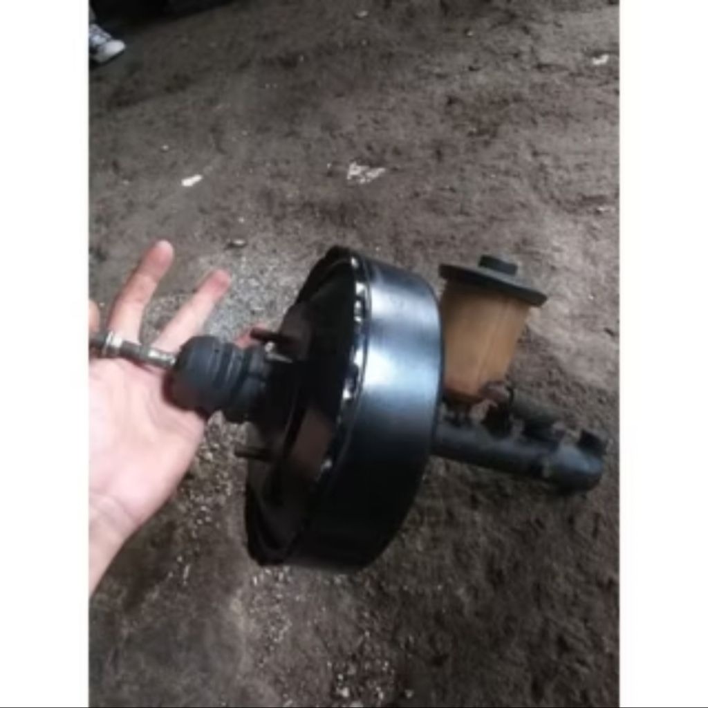Booster Rem Mobil Kijang Super Original