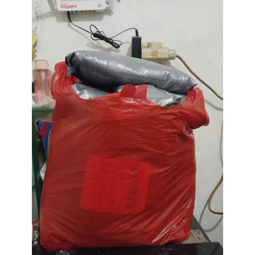 cn itam tulis + kodok jeans + erigo