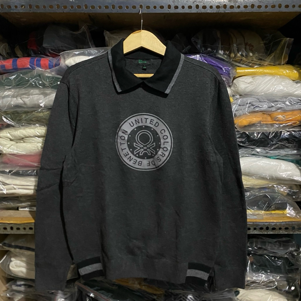 Benetton Knit Grey Size L 64x53