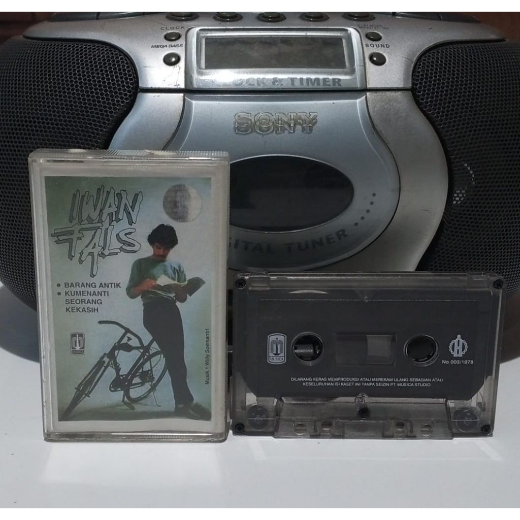 Kaset Pita Iwan Fals - Album Barang Antik