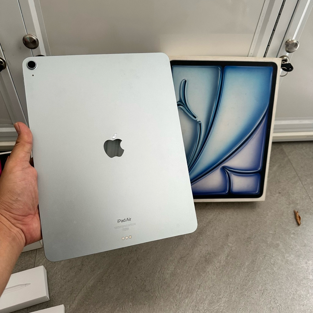 Ipad air 6 128 gb 13 inch bekas resmi