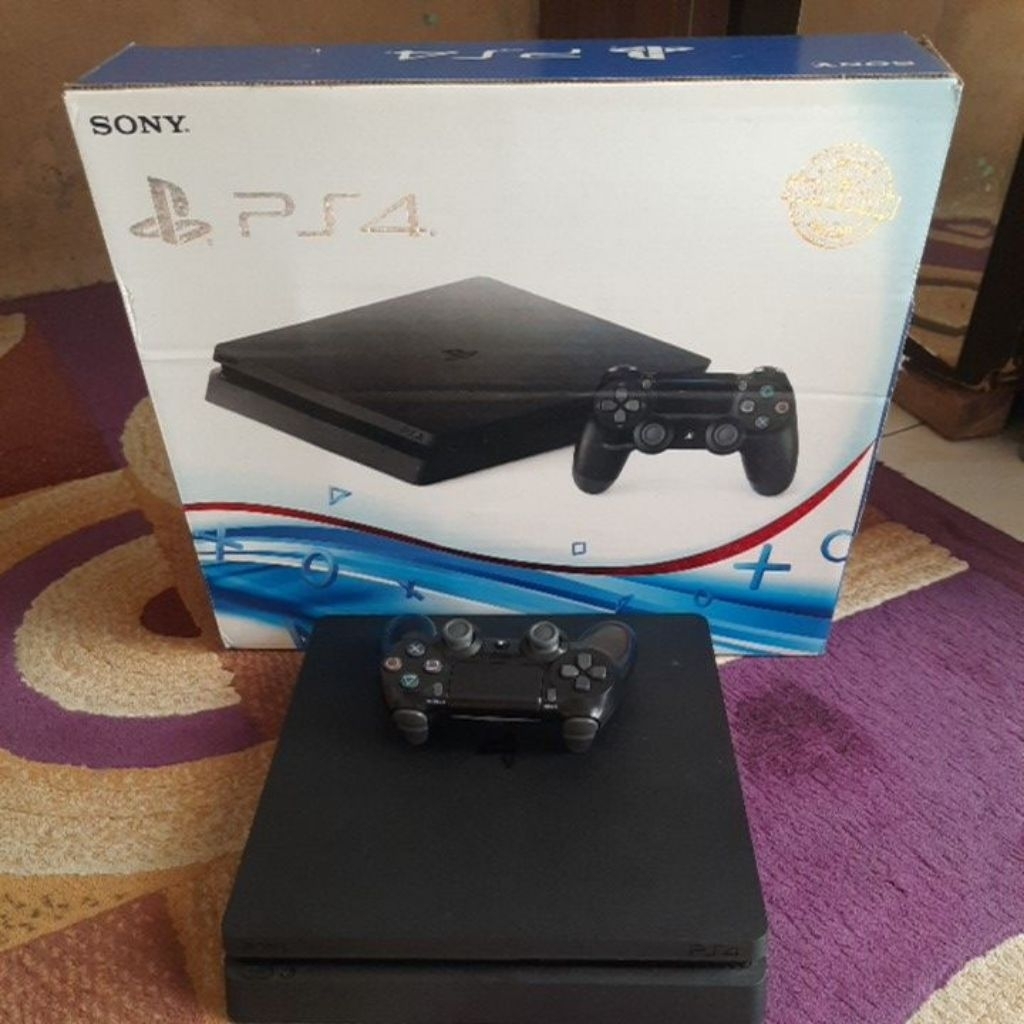 PS4 SLIM HEN SERI 22 1TB