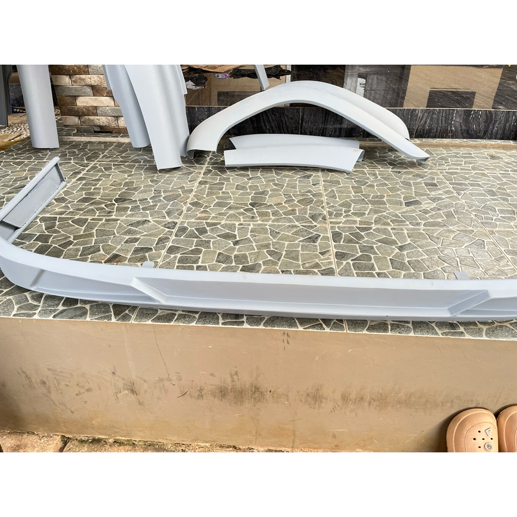 Spoiler/tambahan bemper Traga