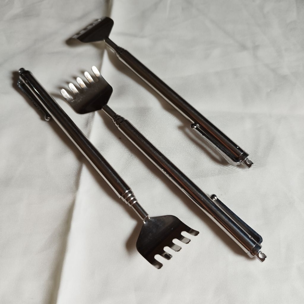 Garuk Garukan Punggung Stainless