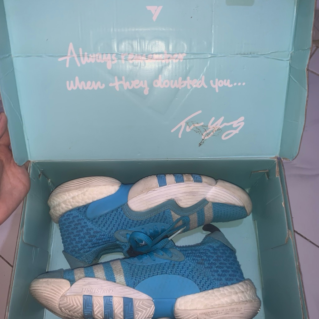 sepatu basket adidas Trae Young 2 PL