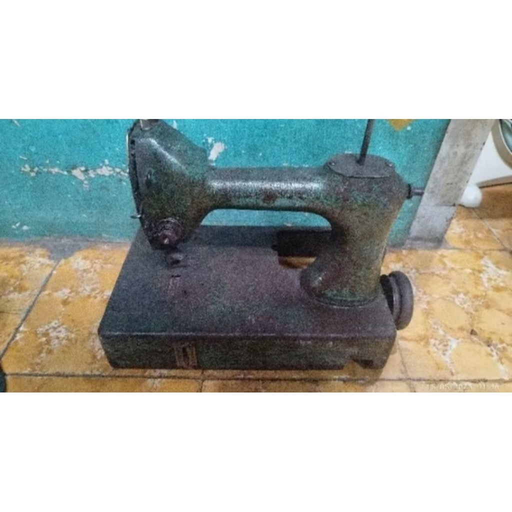 Mesin jahit mini kuno merk GE ( general electric )