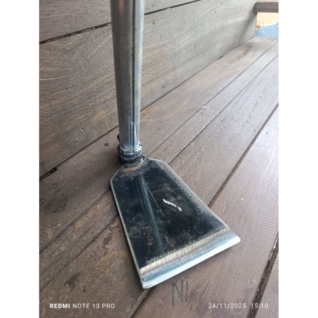 cangkul pacul kecil gagang besi