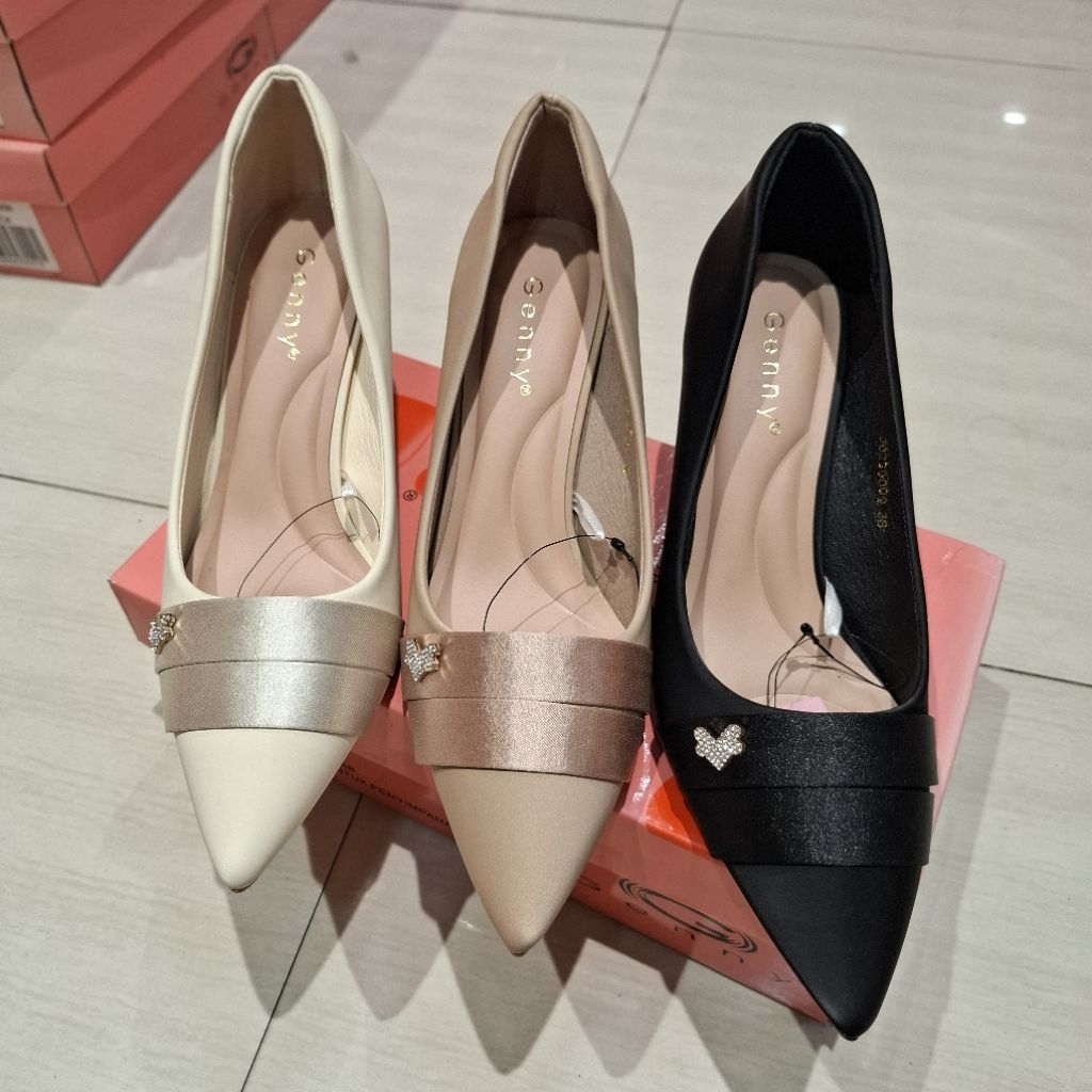 Sepatu Heels Wanita Brand GENNY ORI
