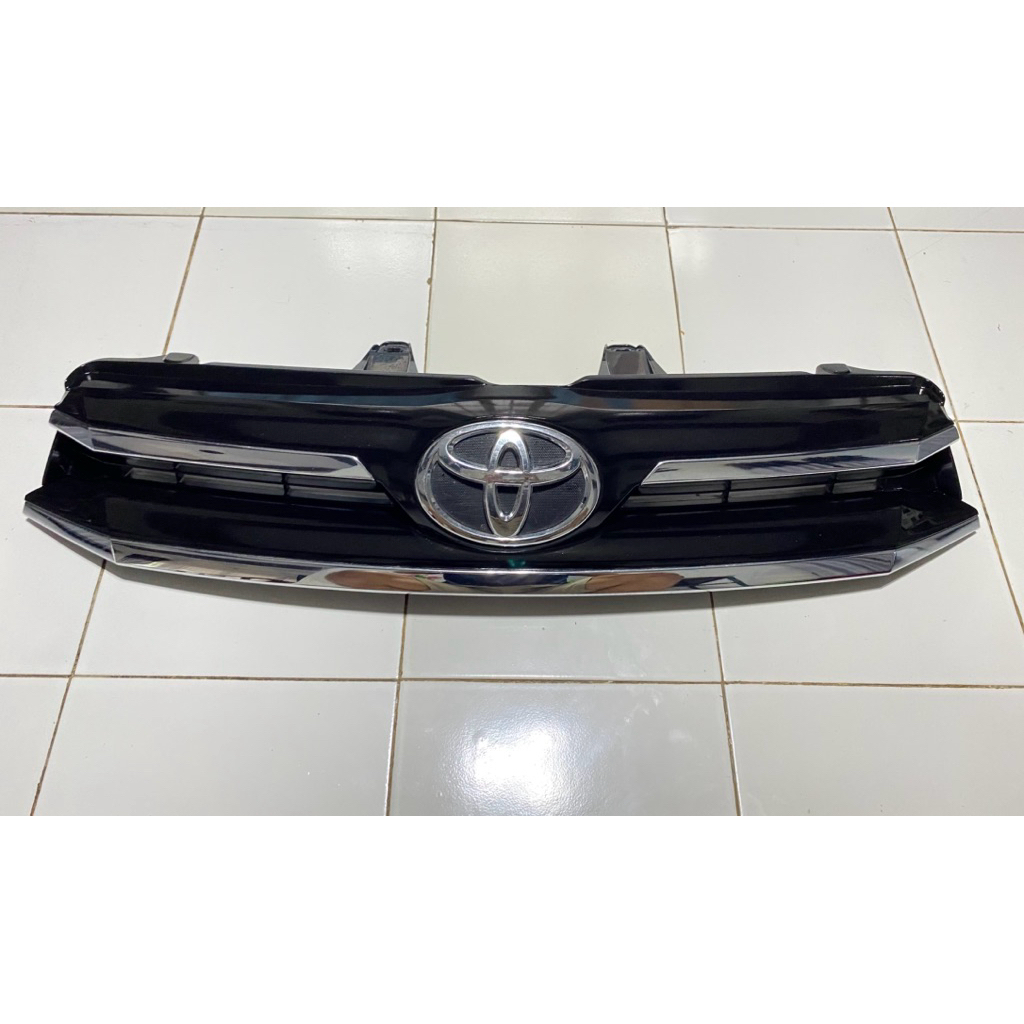 Grill Toyota Innova Reborn 2016-2020 Original Copotan