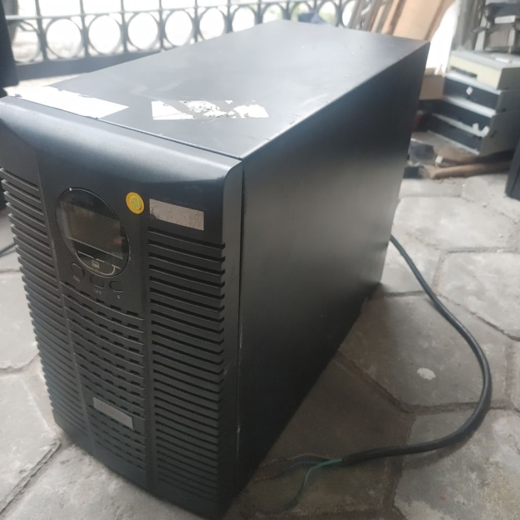 UPS 2000VA TOPAZ TLDZ 2000i kondisi rusak matot