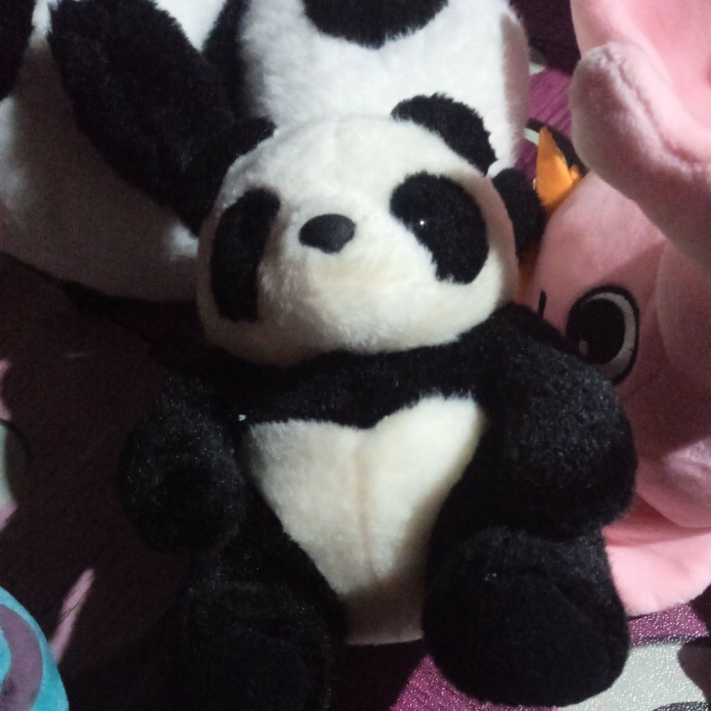 boneka panda kecil